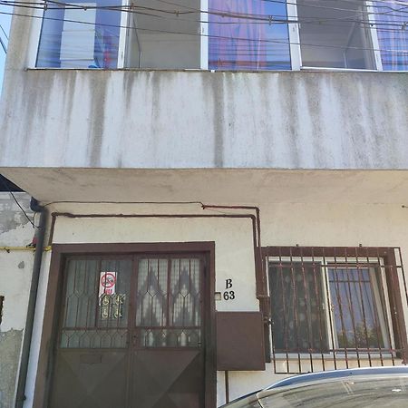 Hostel Emy Camere Cu Baie Proprie Aproape De Plaja 3 Papuci Konstanca Kültér fotó