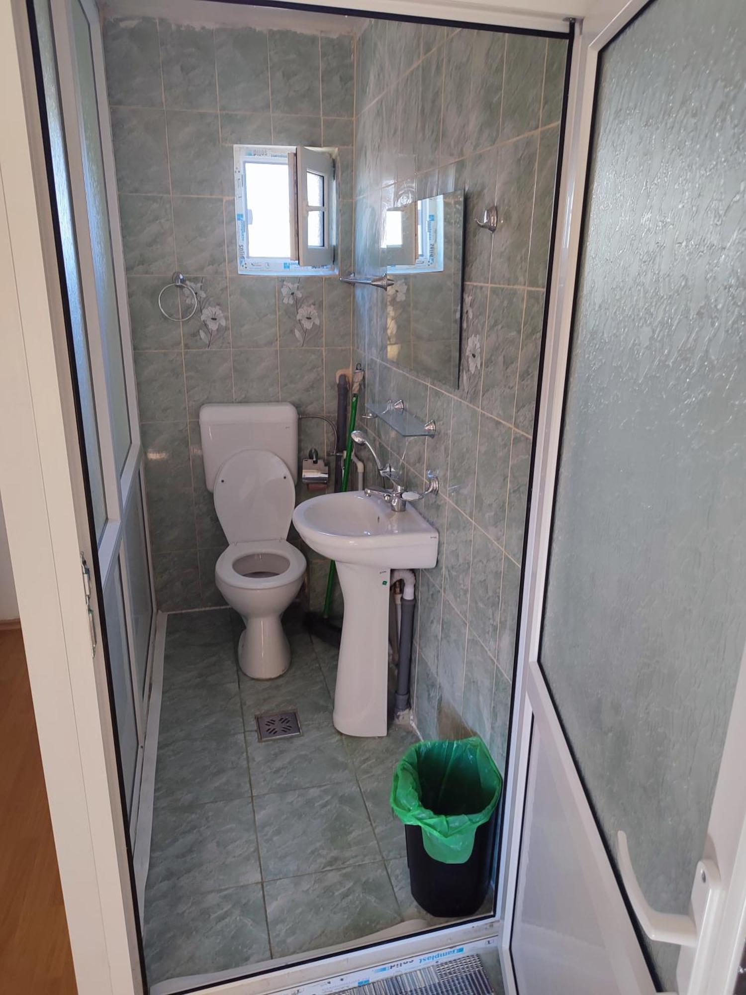 Hostel Emy Camere Cu Baie Proprie Aproape De Plaja 3 Papuci Konstanca Kültér fotó